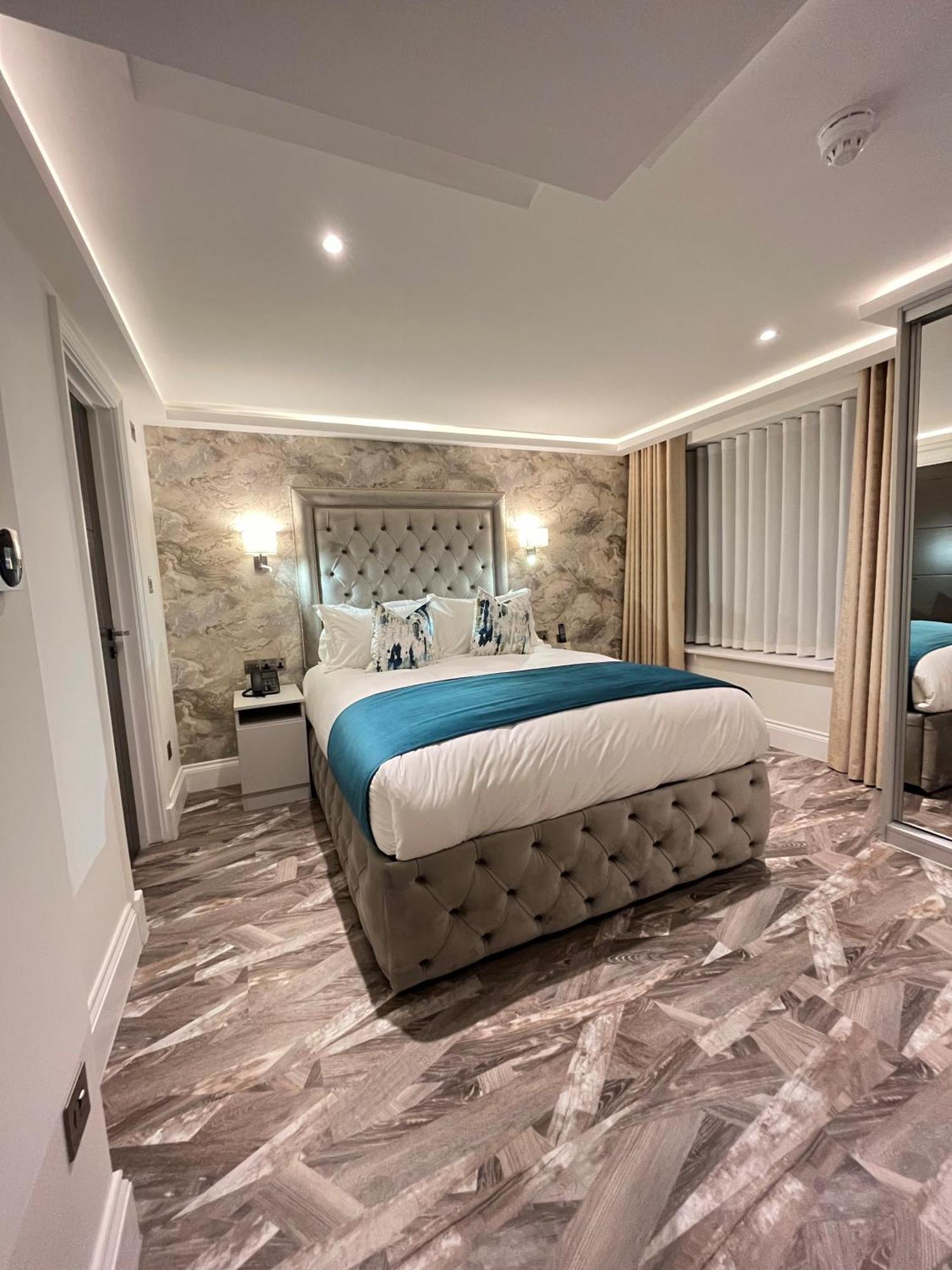 Hotel Philharmonic 4*